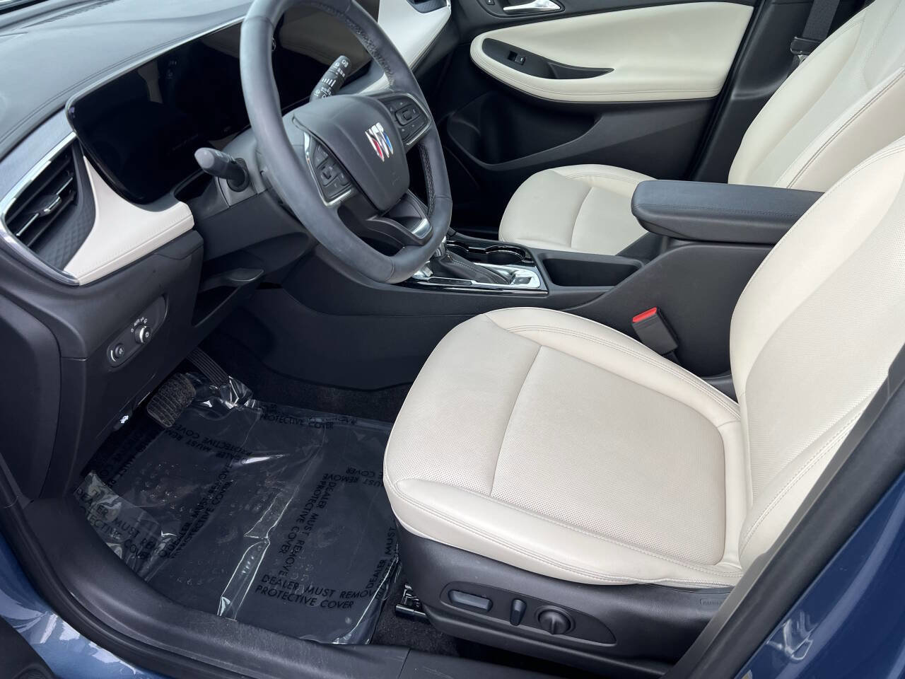 Used 2025 Buick Encore GX Sport Touring w/ Advanced Technology Package image 11