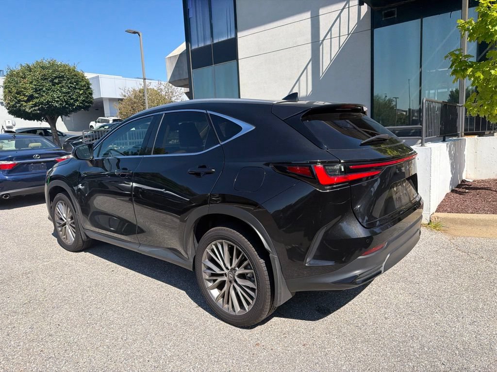 Certified 2025 Lexus NX 350 AWD w/ Accessory Package (2T) image 17