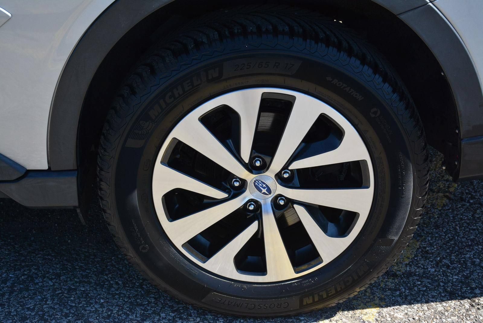 Used 2021 Subaru Outback Premium AWD/4WD image 32