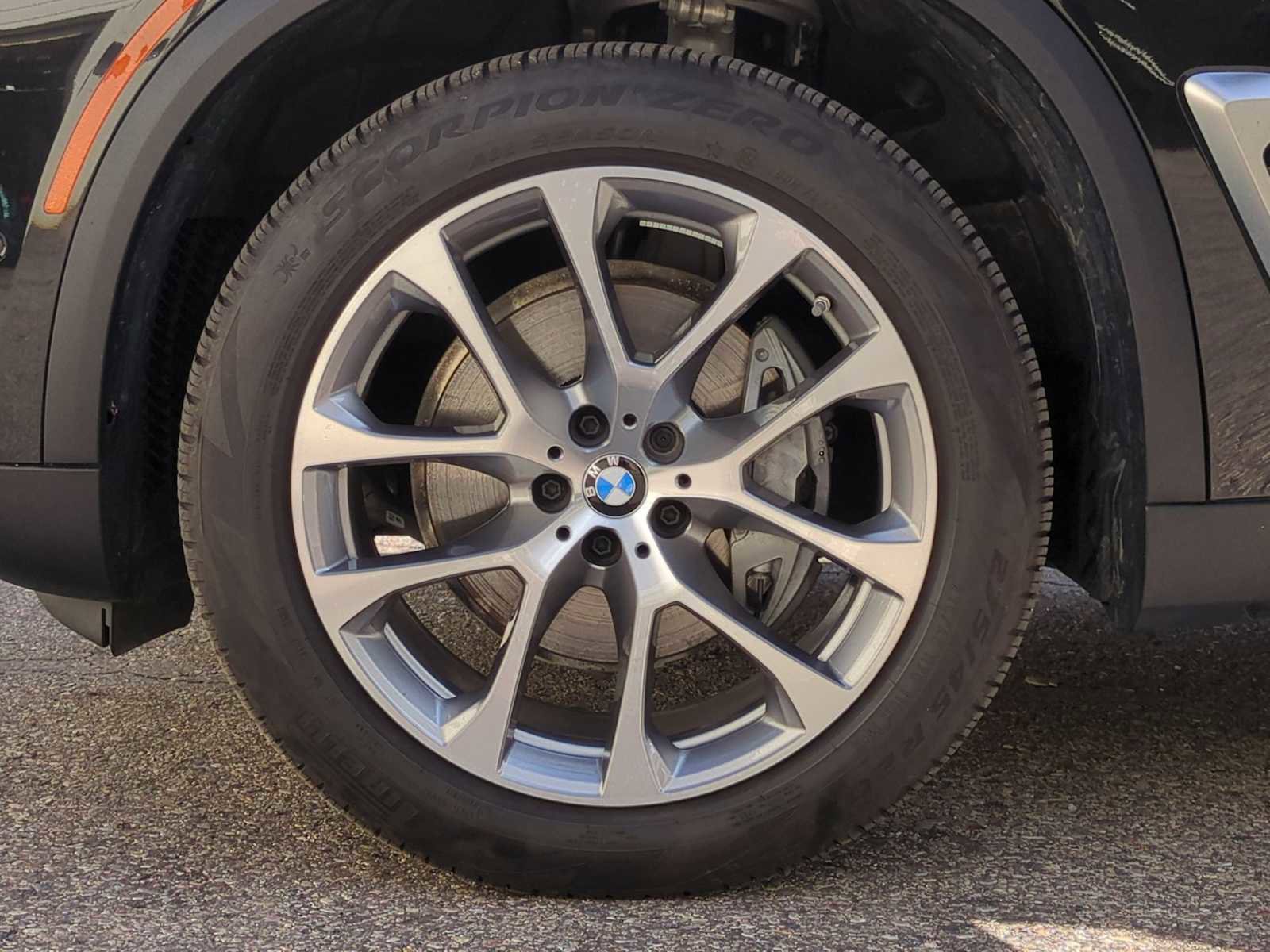 Certified 2024 BMW X5 xDrive40i w/ Parking Assistance Package image 14