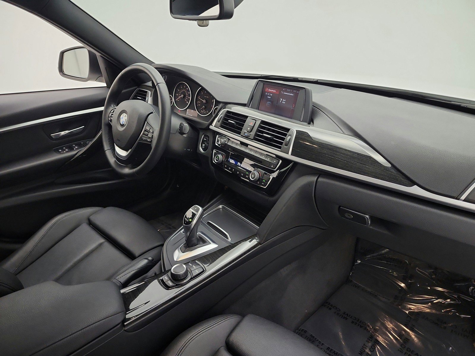 Used 2018 BMW 330i Sedan image 19