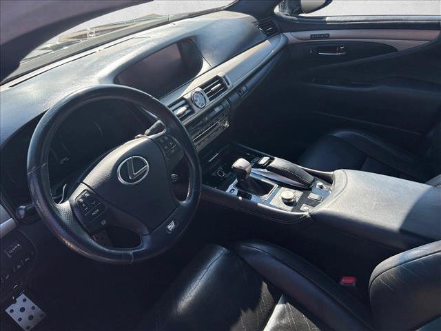 Used 2015 Lexus LS 460 AWD w/ F Sport Package image 10