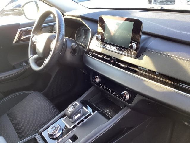Used 2022 Mitsubishi Outlander ES image 17