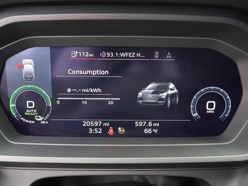 Used 2023 Audi Q4 e-tron Premium Plus w/ Premium Plus image 46