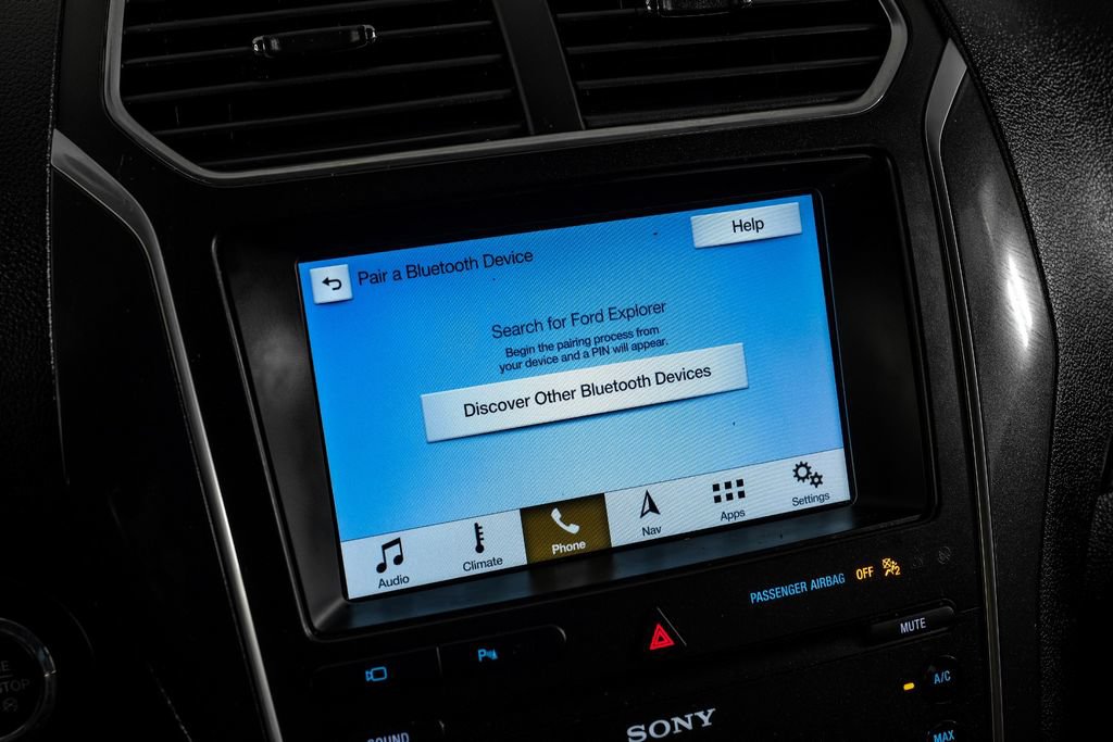 Used 2019 Ford Explorer Limited w/ Class III Trailer Tow Package FWD image 30