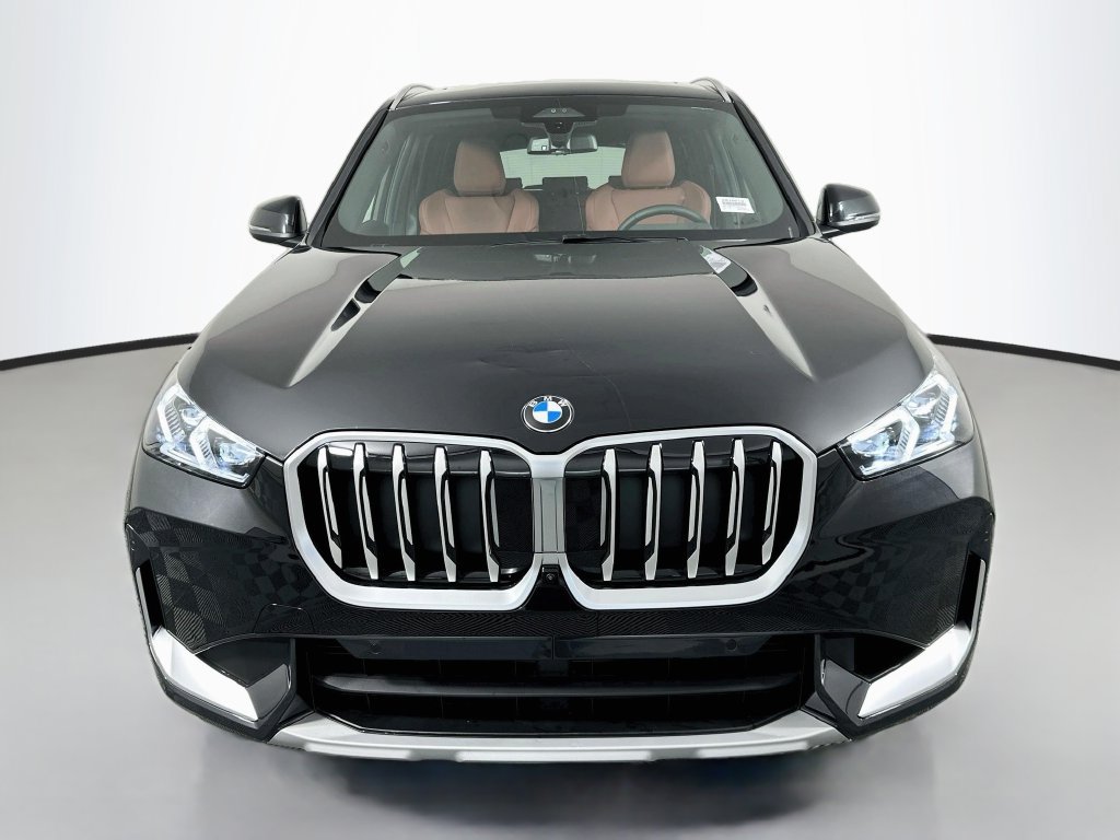 New 2027 BMW X1 xDrive28i w/ Technology Package AWD/4WD image 2