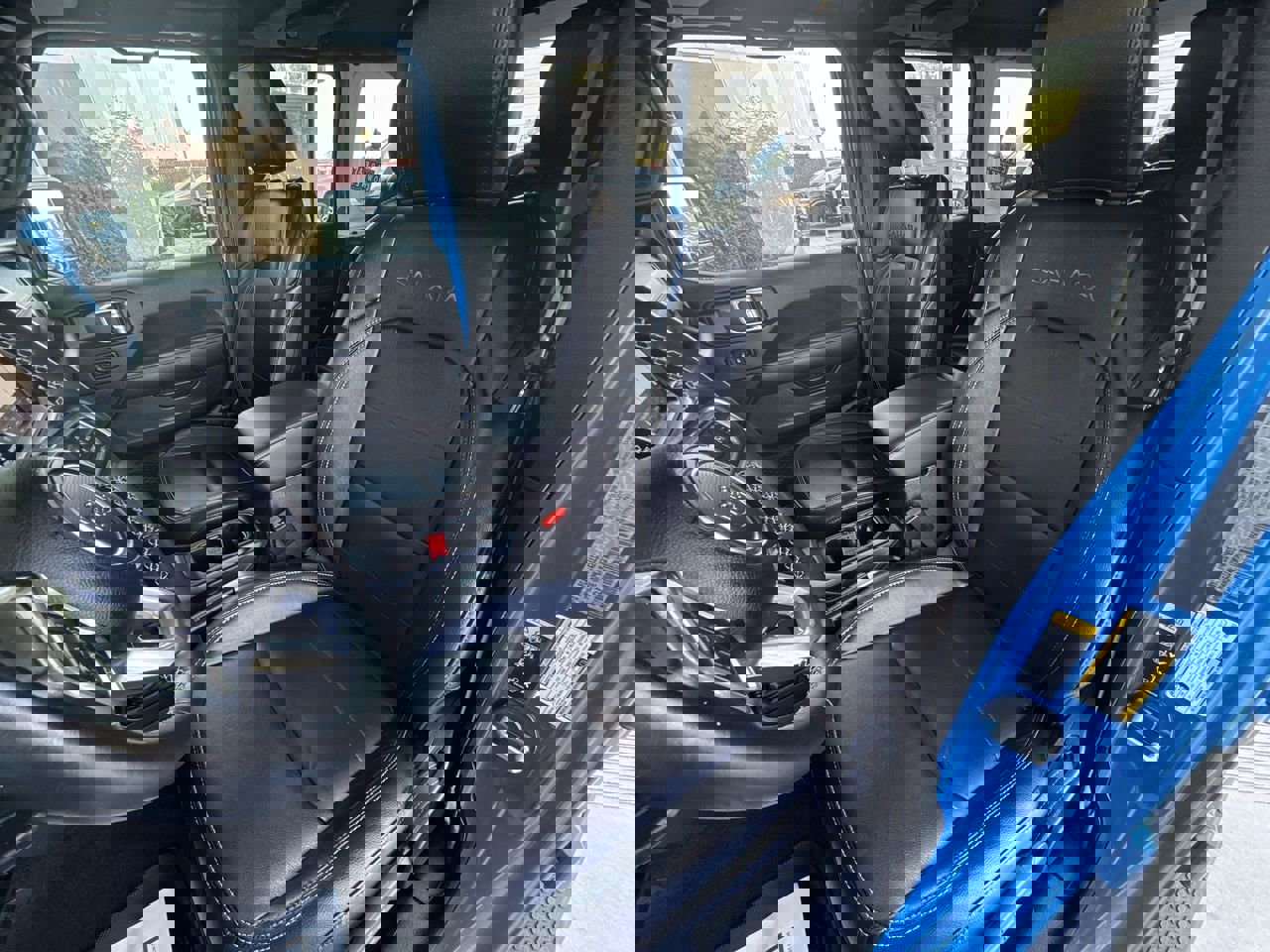 Used 2021 Jeep Wrangler Unlimited Sahara w/ Cold Weather Group image 18