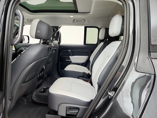 New 2026 Land Rover Defender 130 V8 AWD/4WD image 23