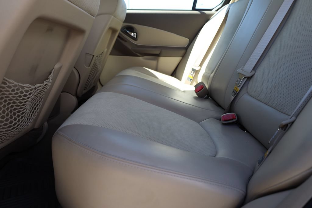 Used 2004 Chevrolet Malibu LT w/ Preferred Equipment Group FWD image 17