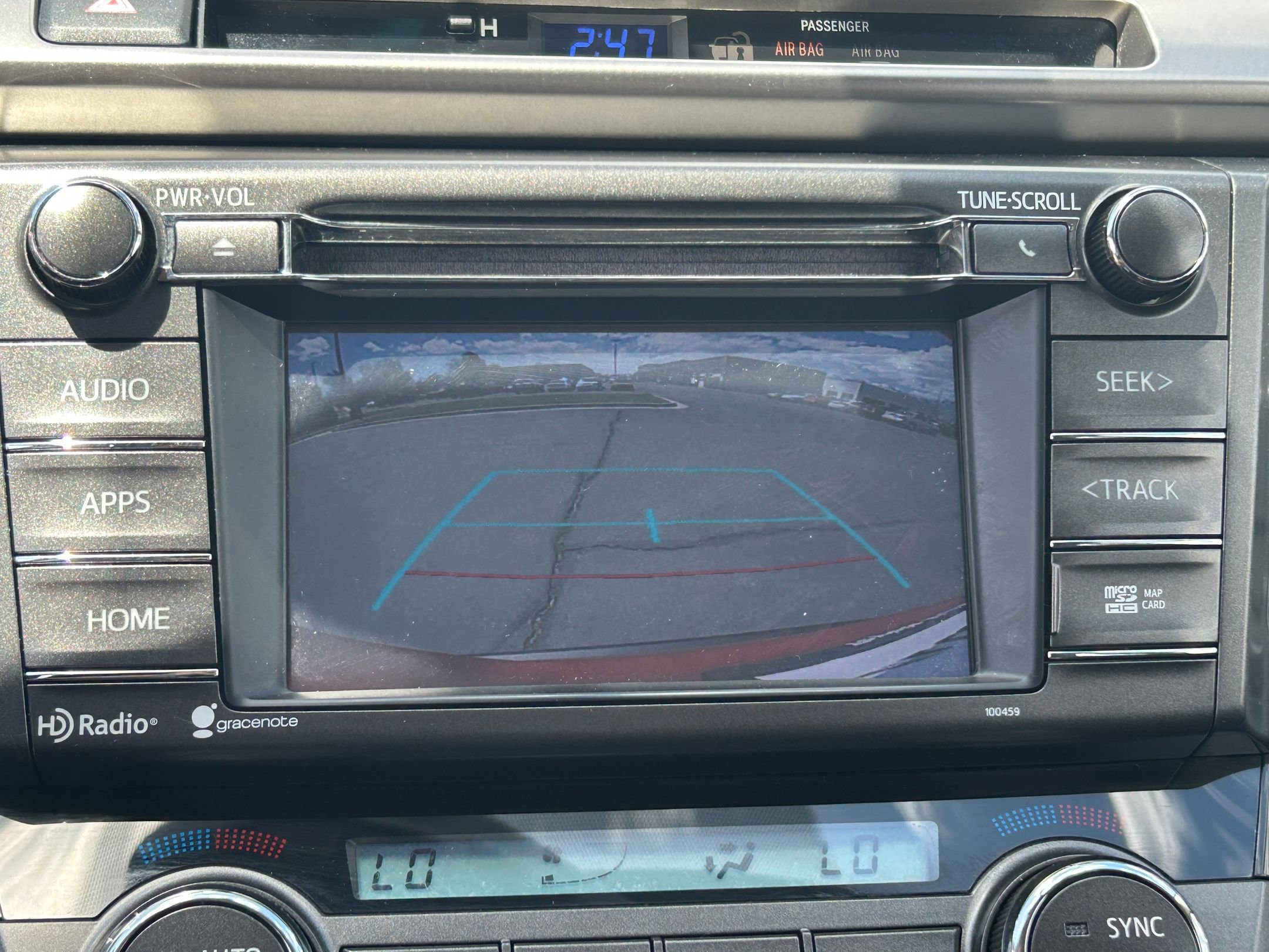 Used 2015 Toyota RAV4 Limited AWD/4WD image 22