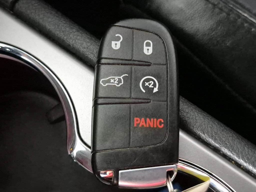 Used 2018 Jeep Grand Cherokee Limited image 33