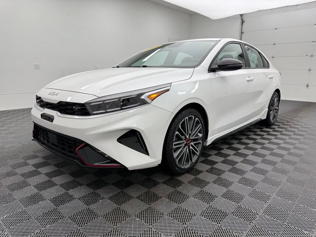 Used 2023 Kia Forte GT FWD image 2
