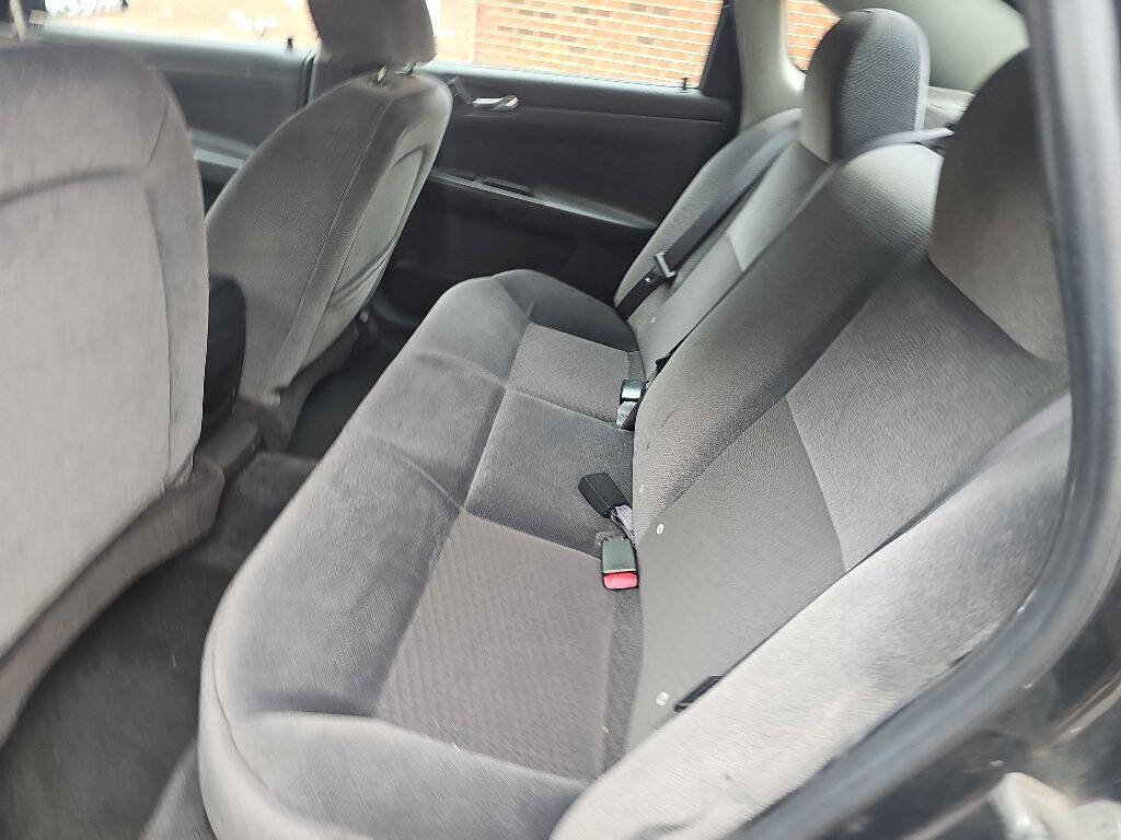 Used 2013 Chevrolet Impala LT FWD image 14