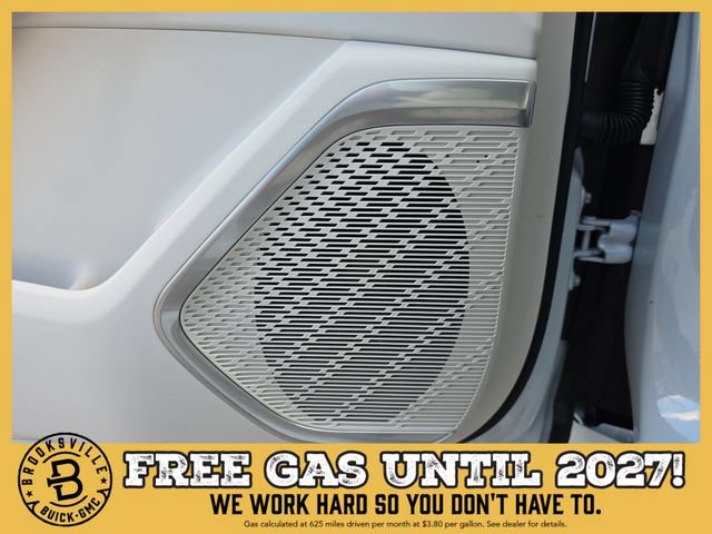 New 2027 Buick Enclave Avenir w/ LPO, Floor Liner Package FWD image 18