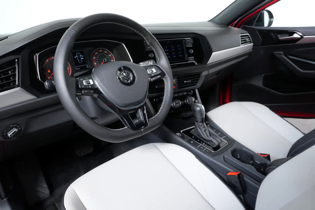 Certified 2021 Volkswagen Jetta R-Line image 11