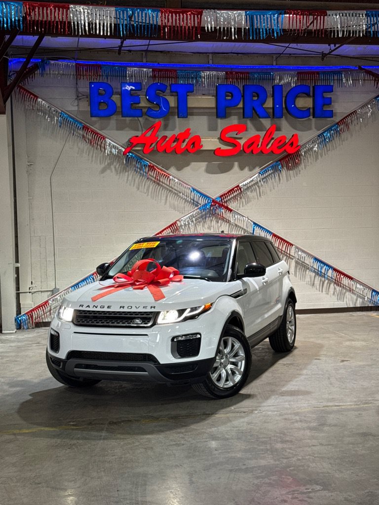 Used 2017 Land Rover Range Rover Evoque SE AWD/4WD image 1