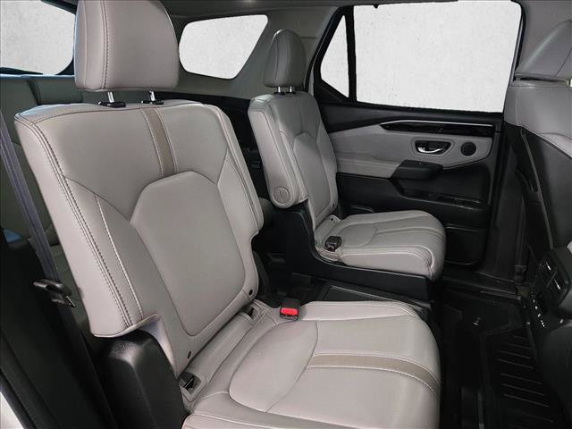 Used 2024 Honda Pilot EX-L image 18