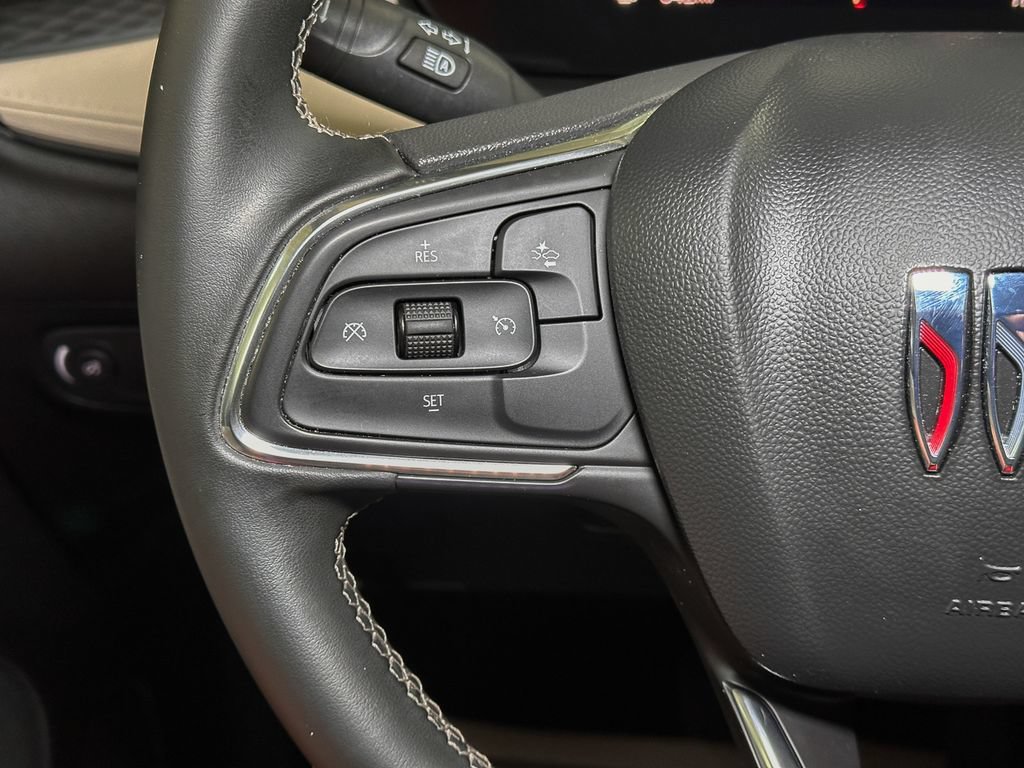 Used 2024 Buick Encore GX Preferred AWD/4WD image 30