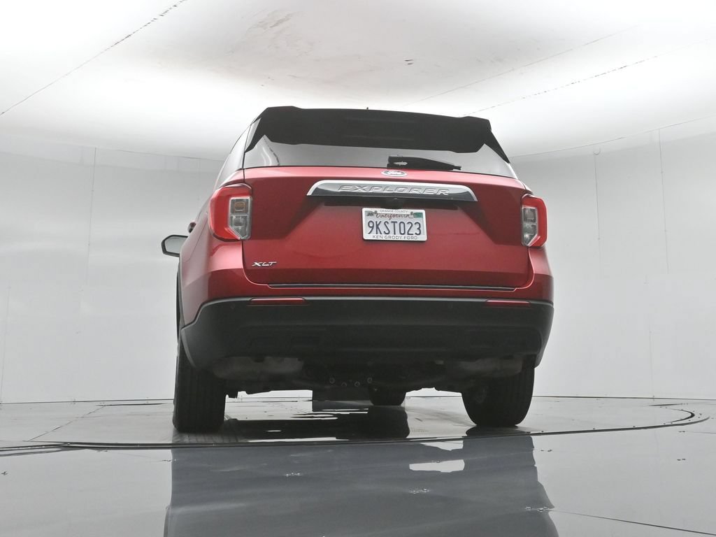 Certified 2023 Ford Explorer XLT RWD image 53