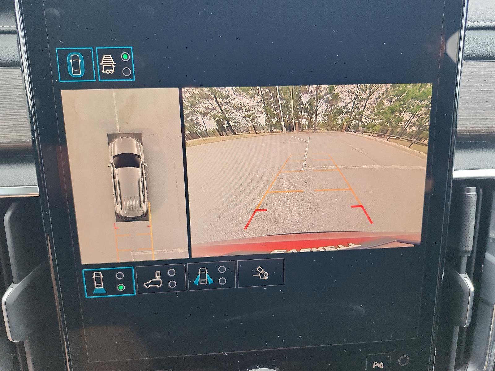 Certified 2025 GMC Acadia Denali image 15