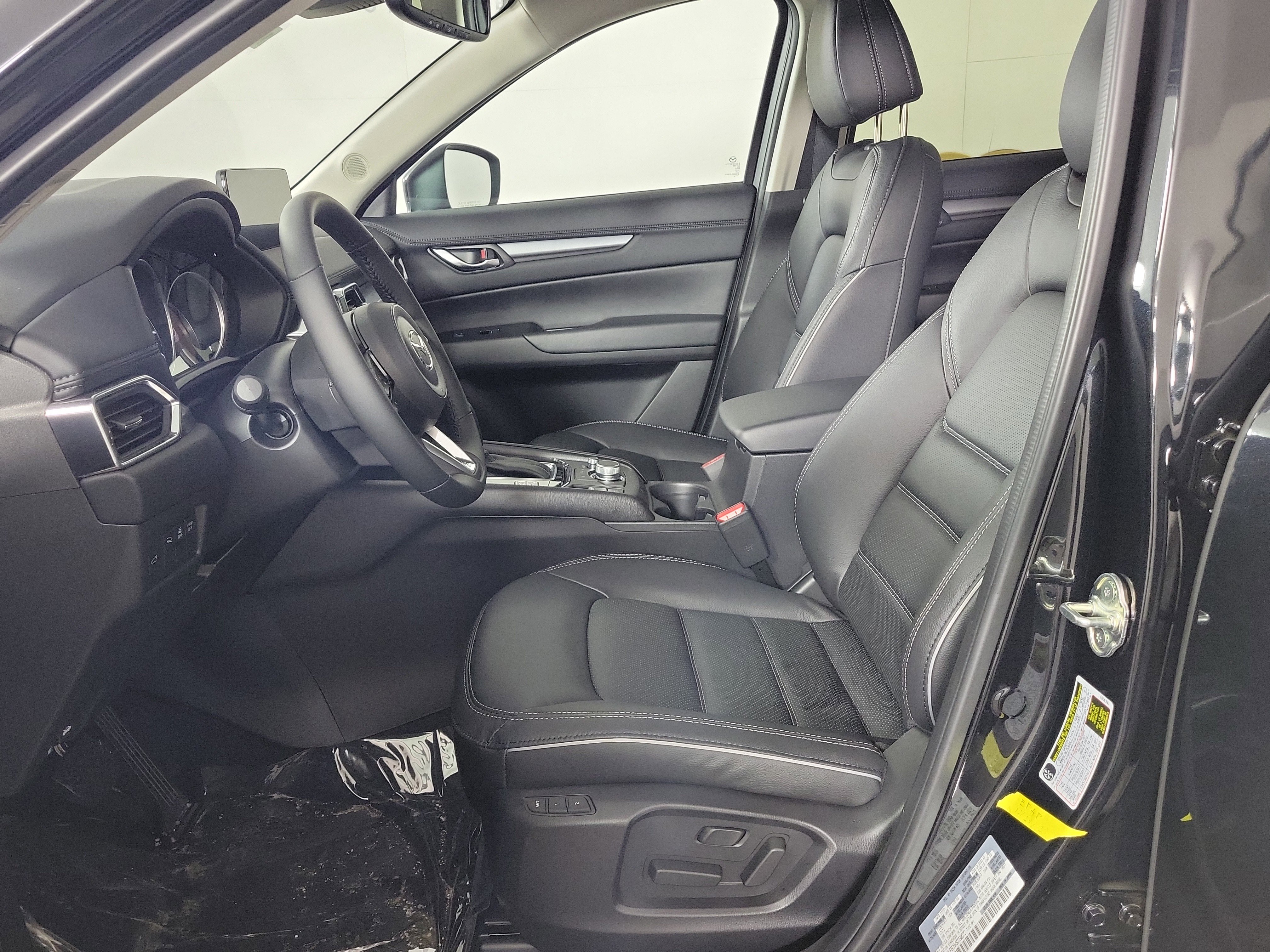 New 2025 MAZDA CX-5 AWD 2.5 S w/ Preferred Package image 11