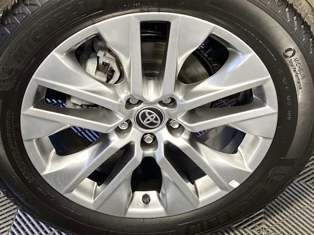 Used 2025 Toyota RAV4 XLE Premium w/ Weather Package AWD/4WD image 30