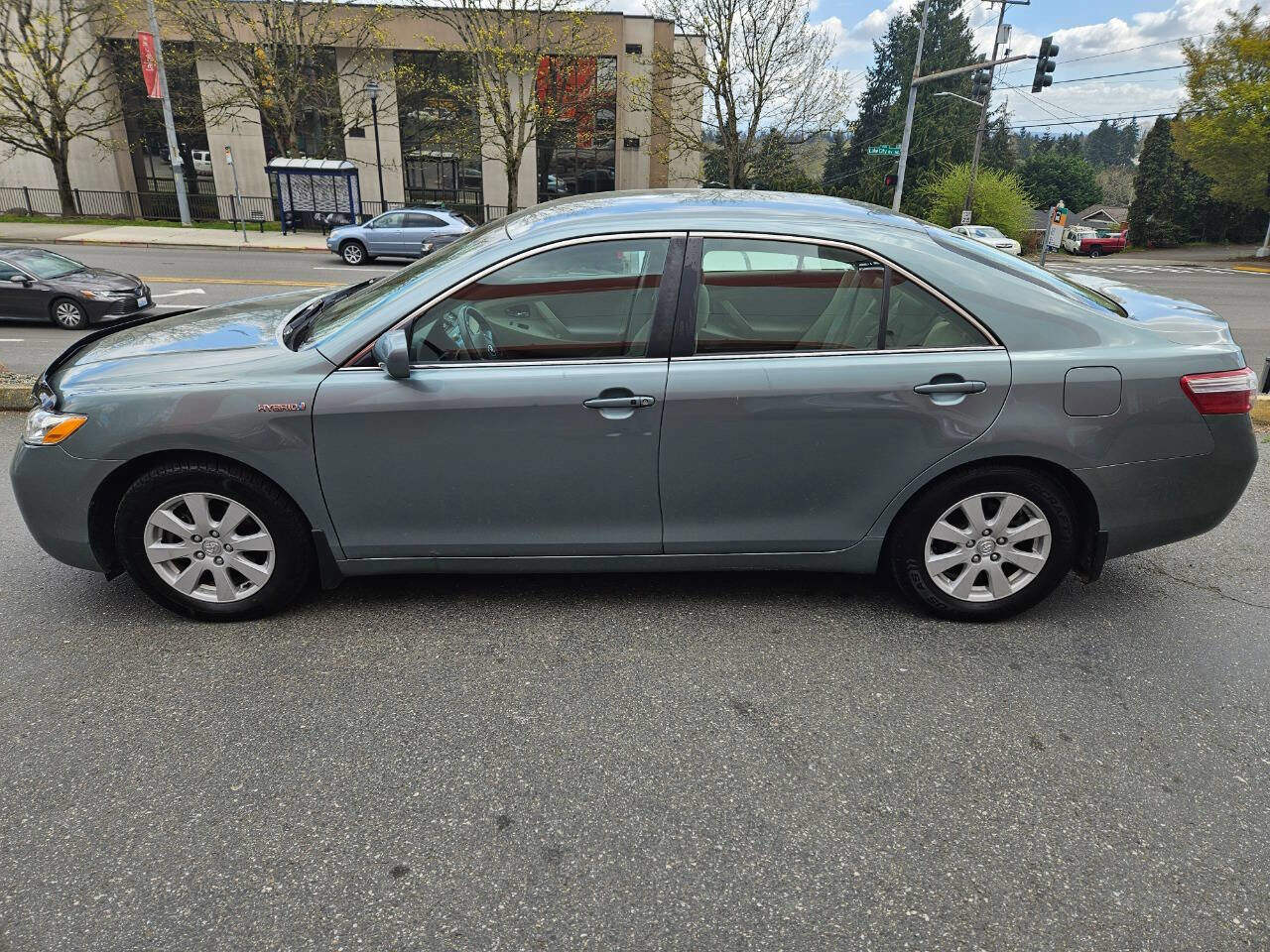 Used 2007 Toyota Camry Hybrid FWD image 2