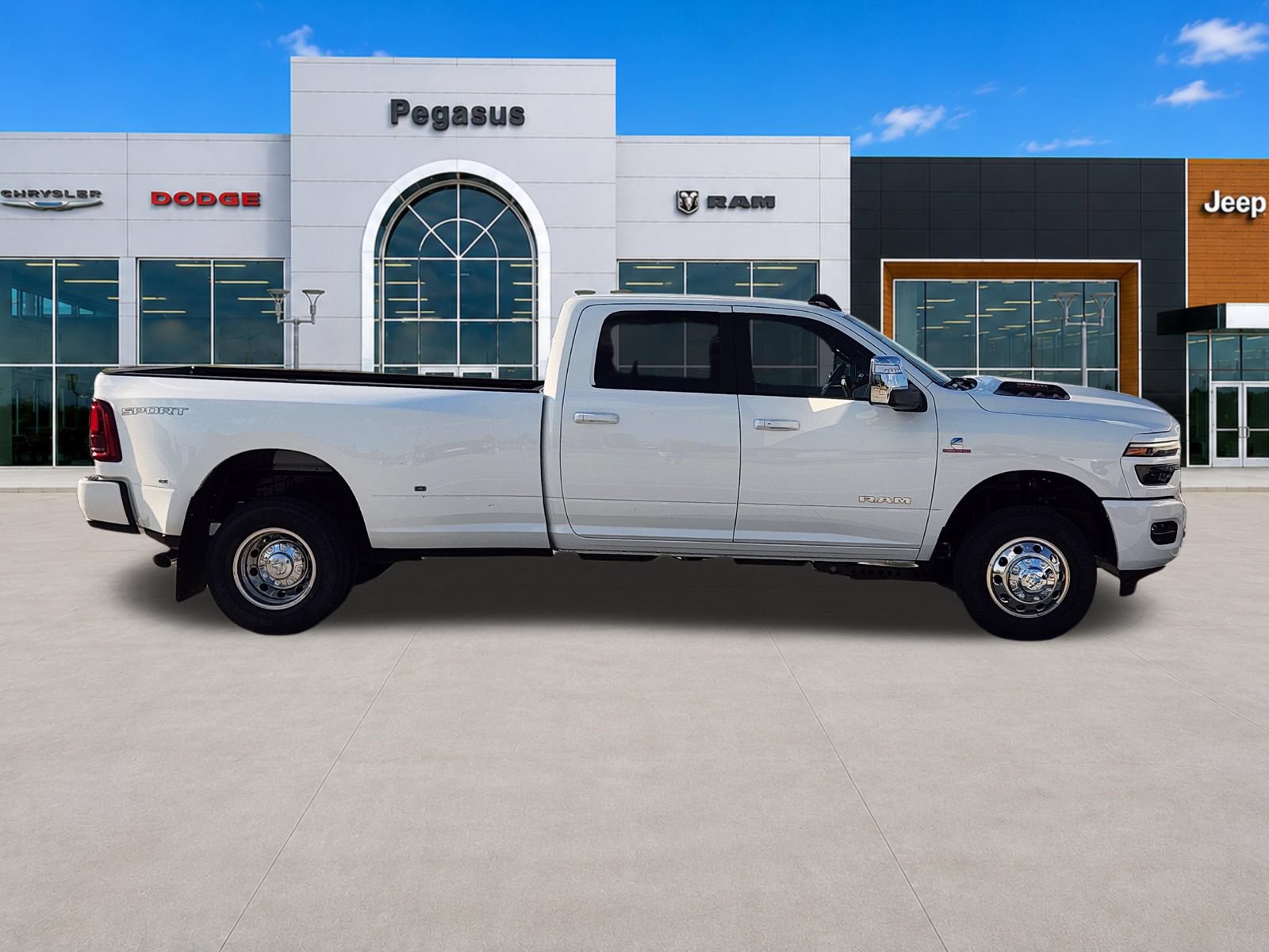 New 2026 RAM 3500 Laramie w/ Sport Appearance Package AWD/4WD image 7