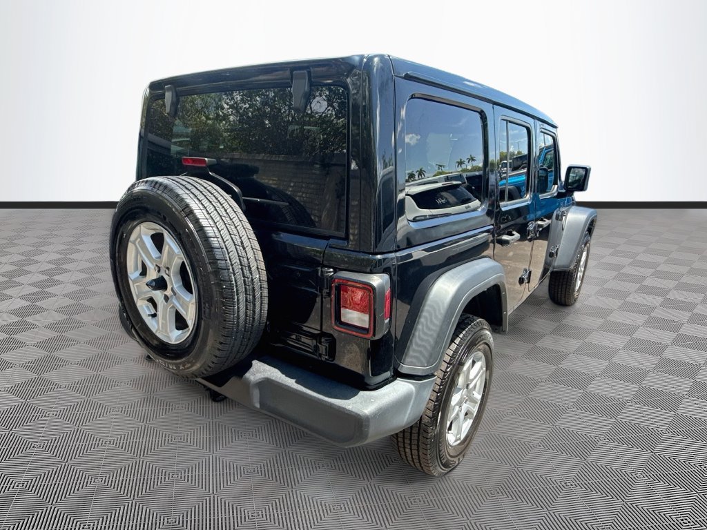 Certified 2022 Jeep Wrangler Unlimited Sport w/ Sun And Sound Package AWD/4WD image 6