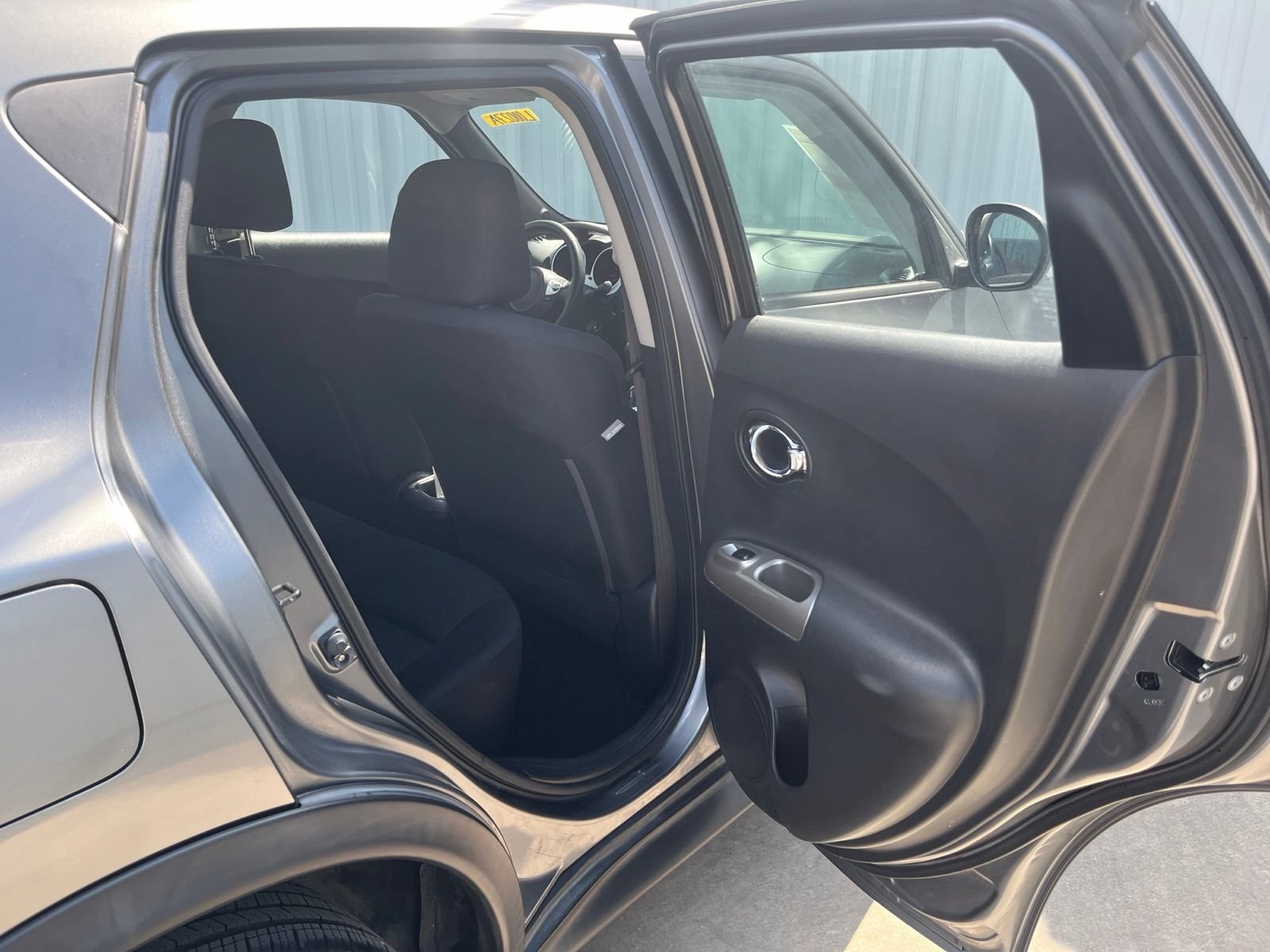 Used 2014 Nissan Juke S FWD image 14