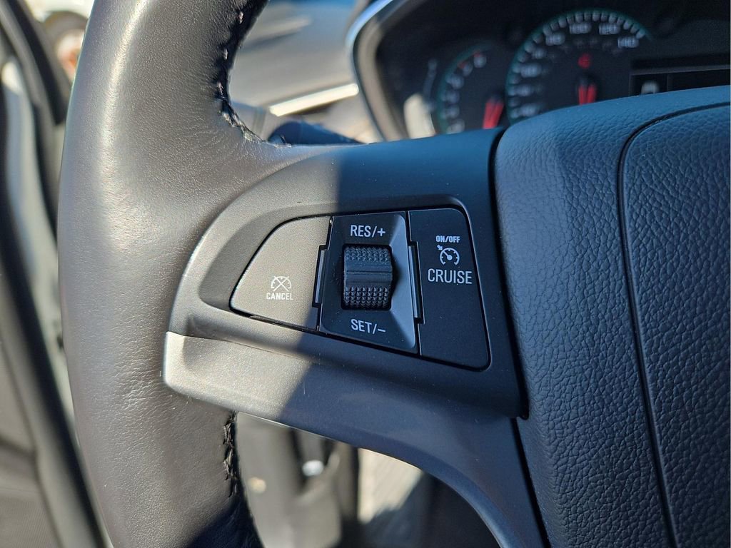 Used 2018 Chevrolet Trax LT w/ LT Convenience Package image 22