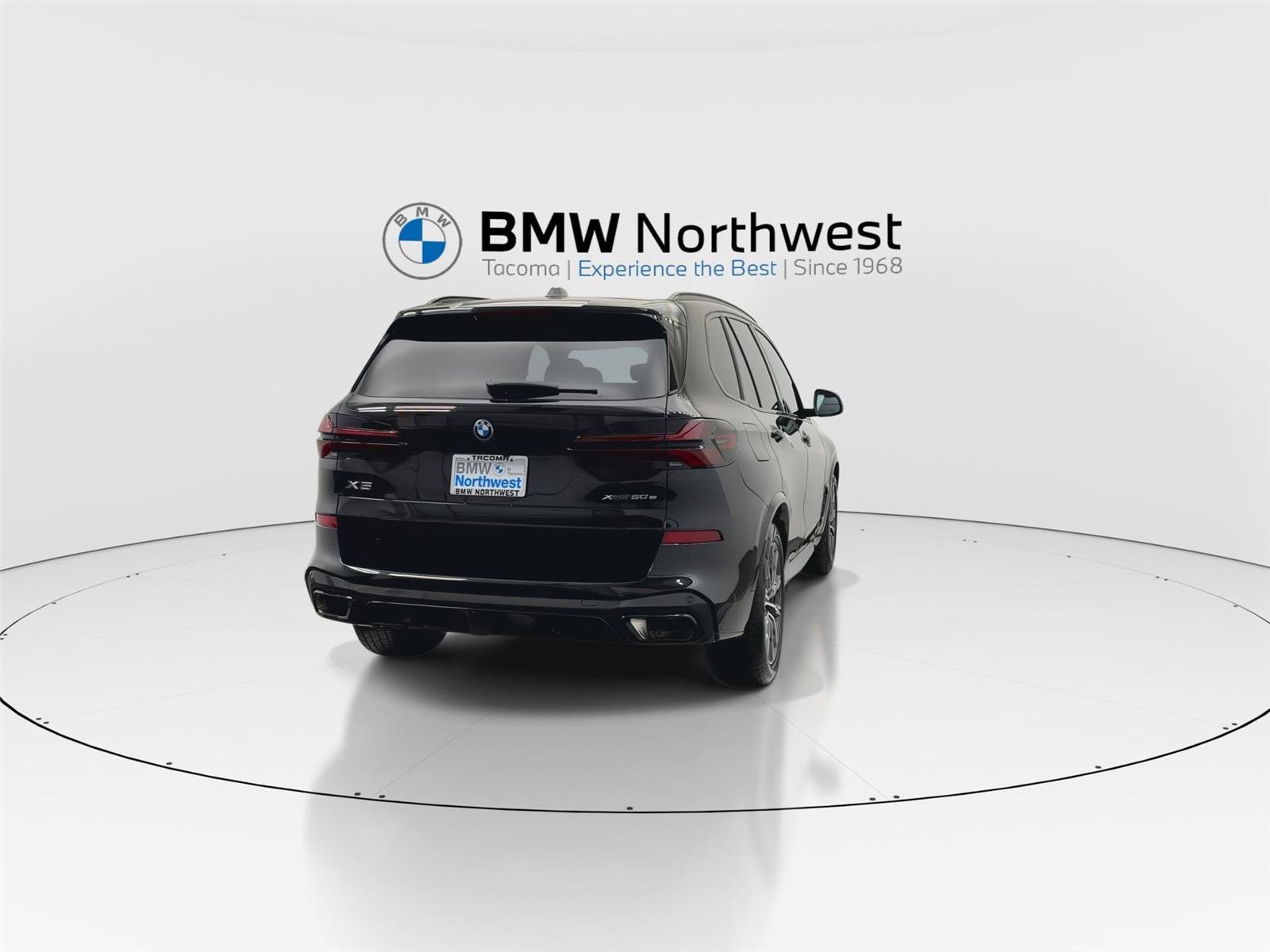 New 2026 BMW X5 xDrive50e AWD/4WD image 2