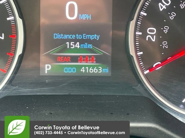 Used 2021 Toyota RAV4 LE FWD image 10