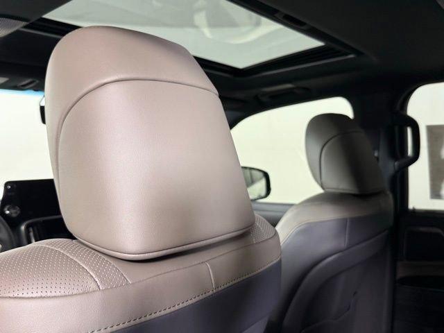 New 2025 Lexus LX 700h Overtrail image 28