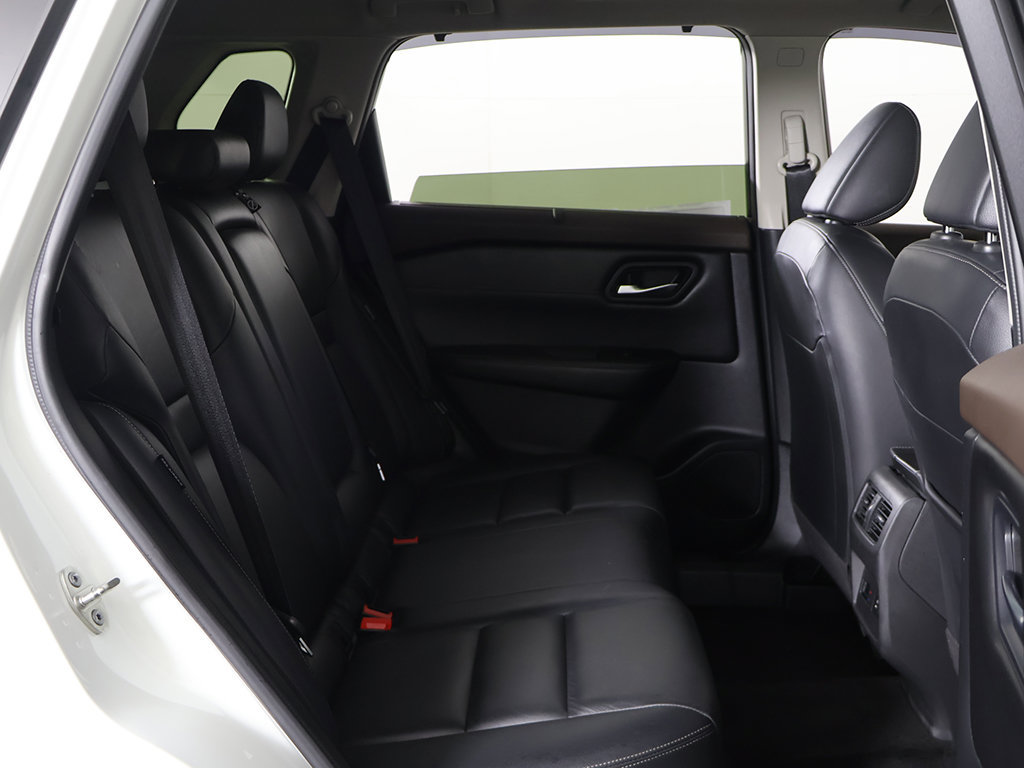 Used 2023 Nissan Rogue SL w/ SL Premium Package AWD/4WD image 32
