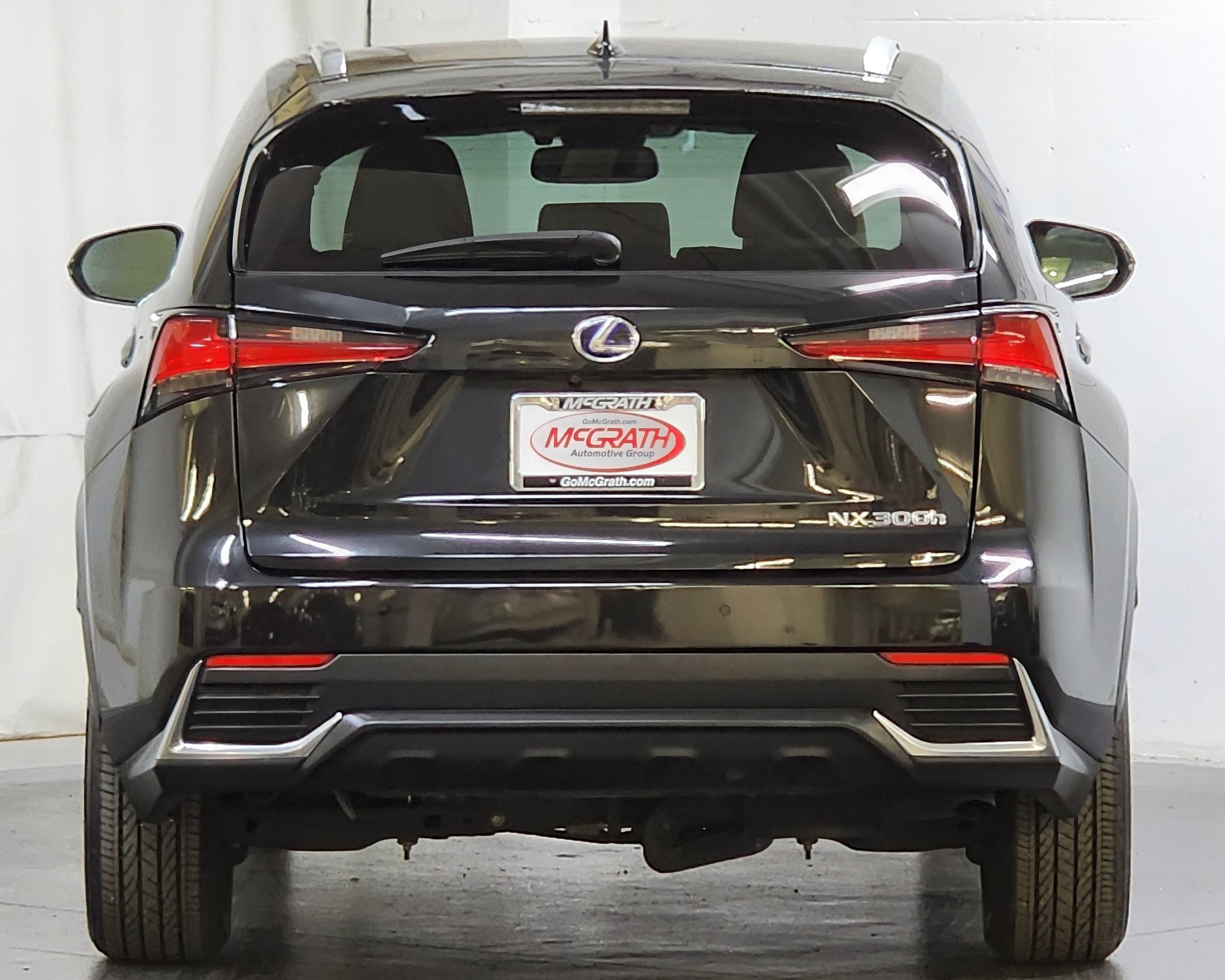 Used 2019 Lexus NX 300h AWD w/ Premium Package image 8