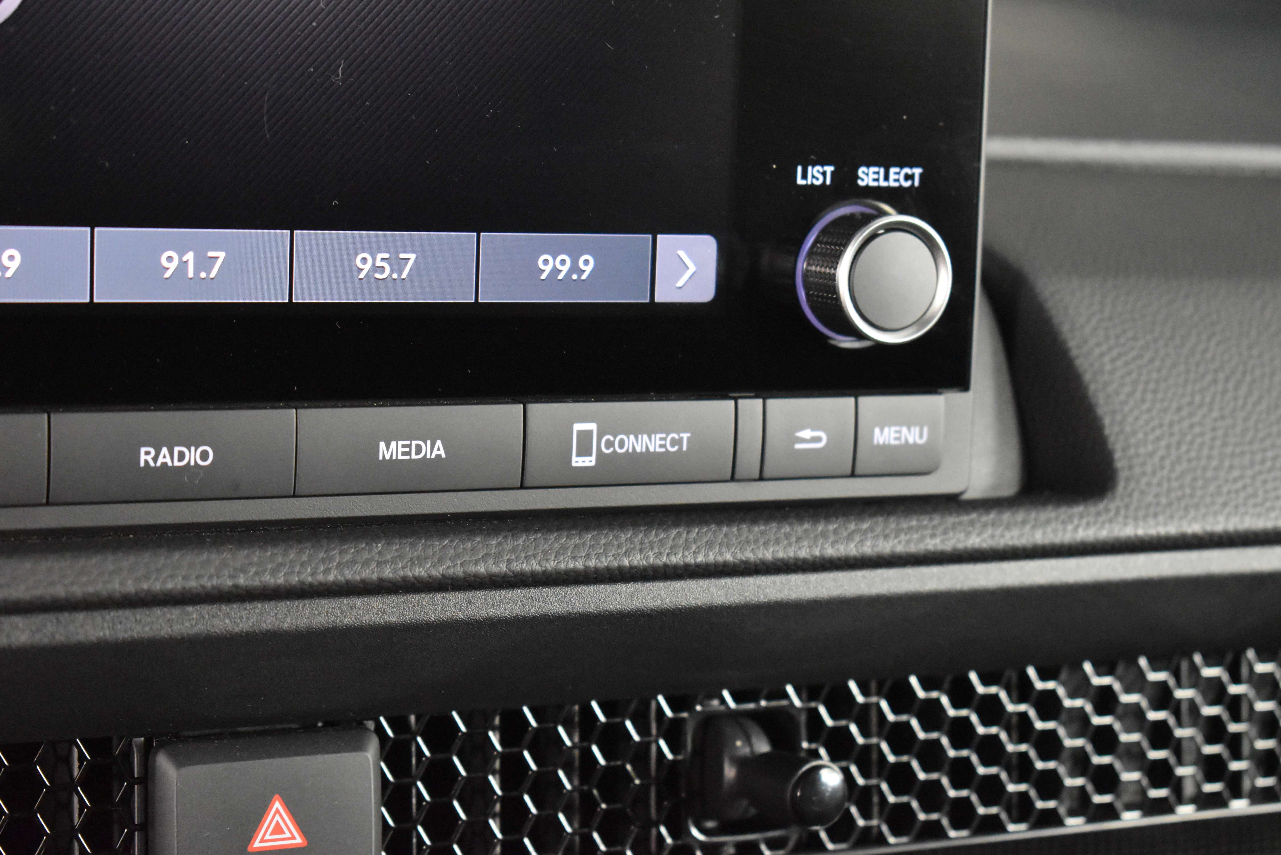 Used 2025 Honda CR-V Sport image 29