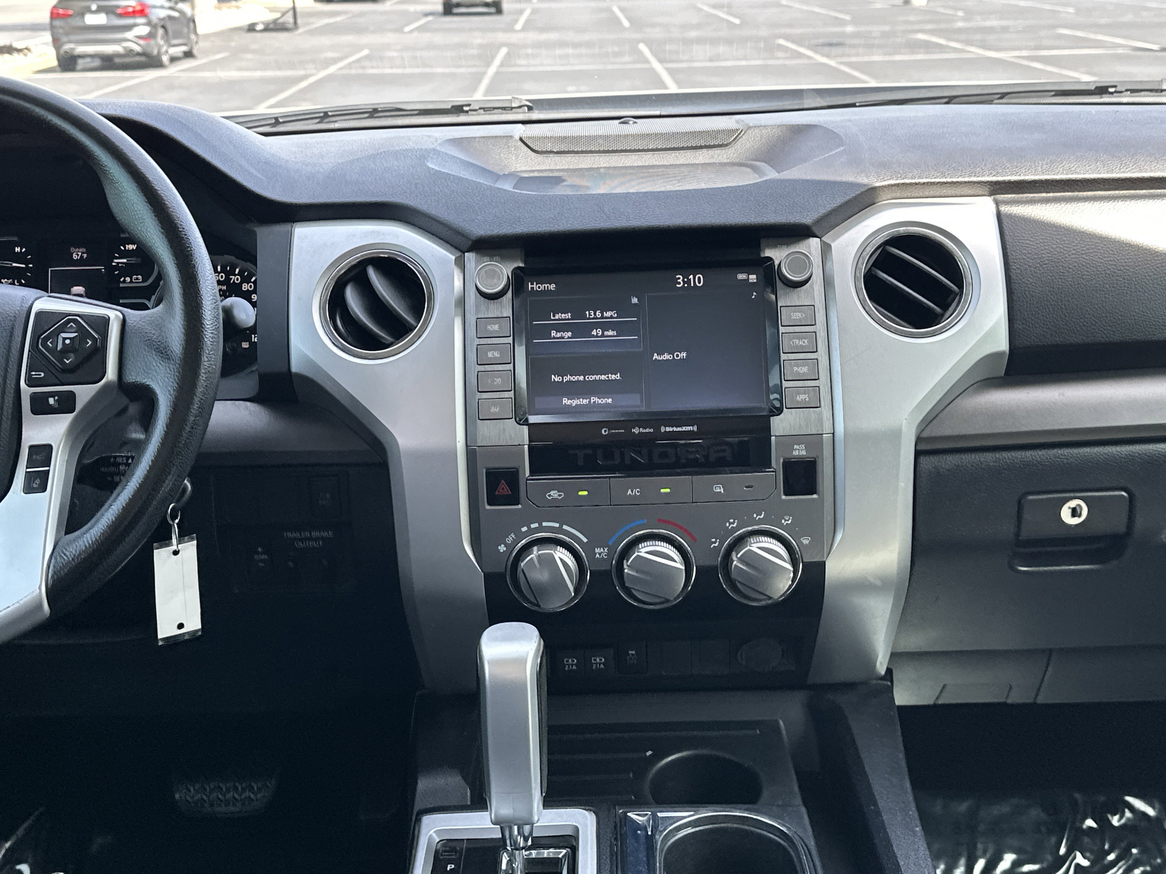 Used 2020 Toyota Tundra SR5 w/ SR5 Upgrade Package RWD image 30