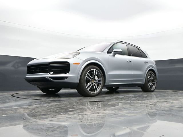 Used 2020 Porsche Cayenne Turbo AWD/4WD image 45