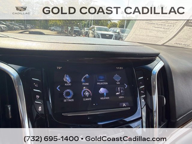 Used 2018 Cadillac Escalade Luxury AWD/4WD image 25