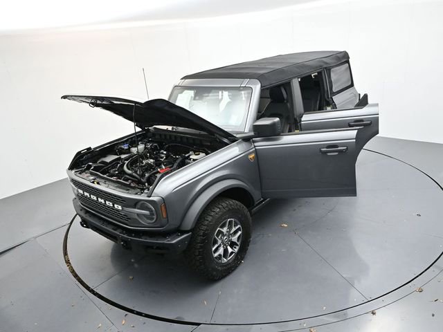 Used 2024 Ford Bronco Badlands image 37