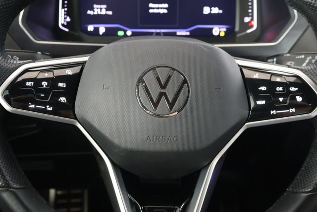 Used 2022 Volkswagen Tiguan SEL R-Line AWD/4WD image 29