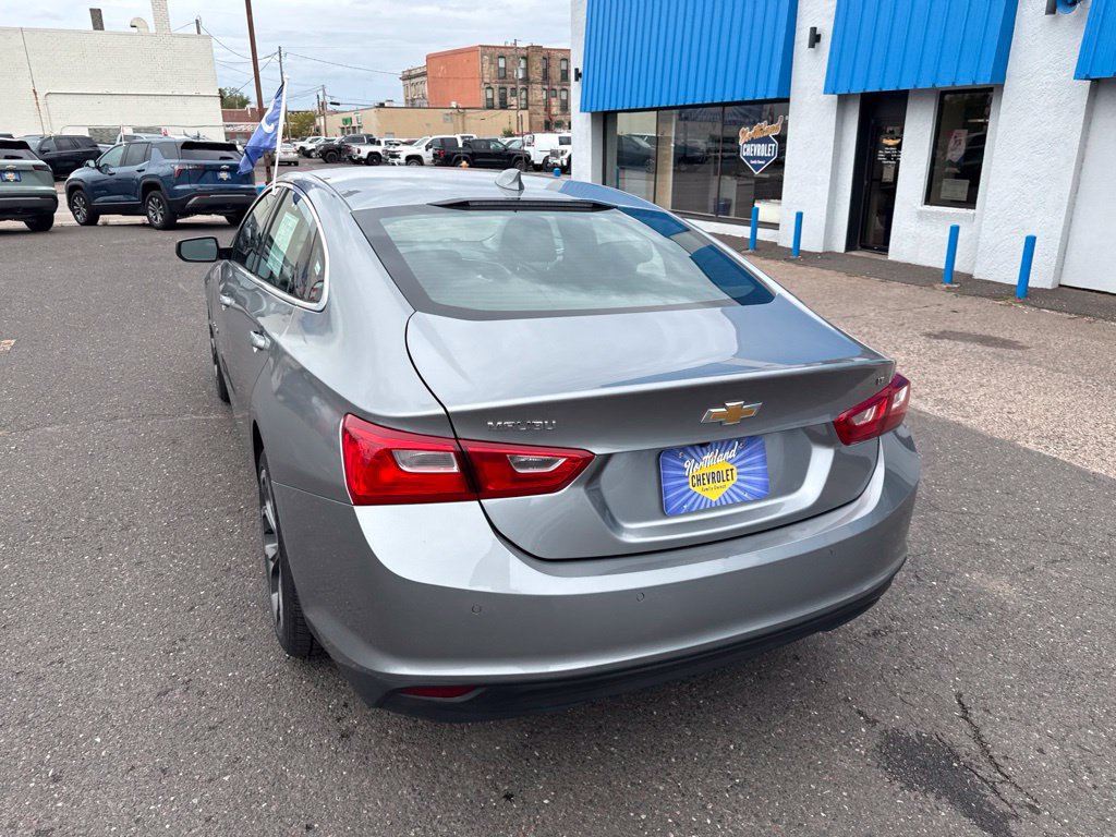 Used 2024 Chevrolet Malibu LT FWD image 14