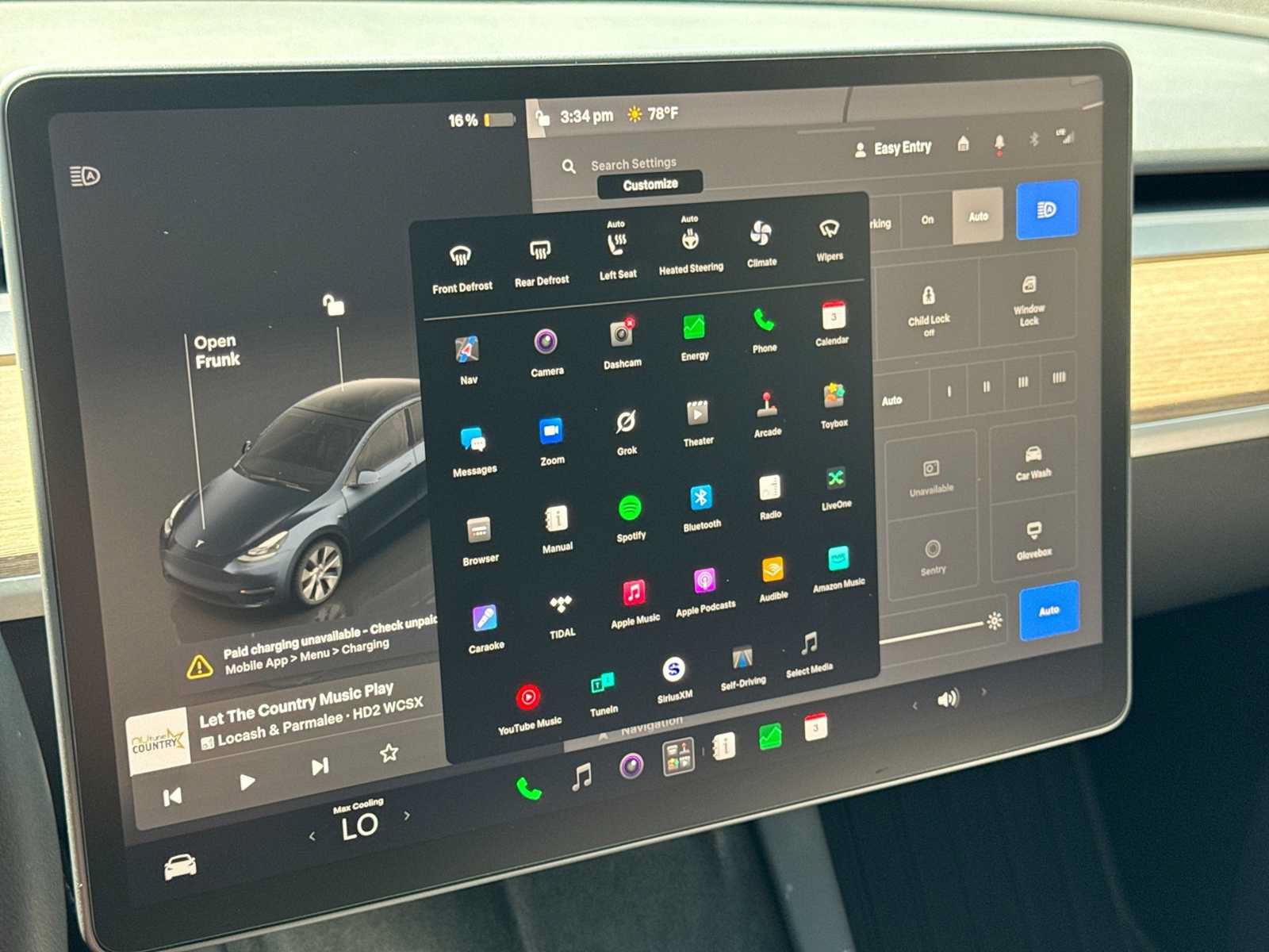 Used 2024 Tesla Model Y Long Range AWD/4WD image 28
