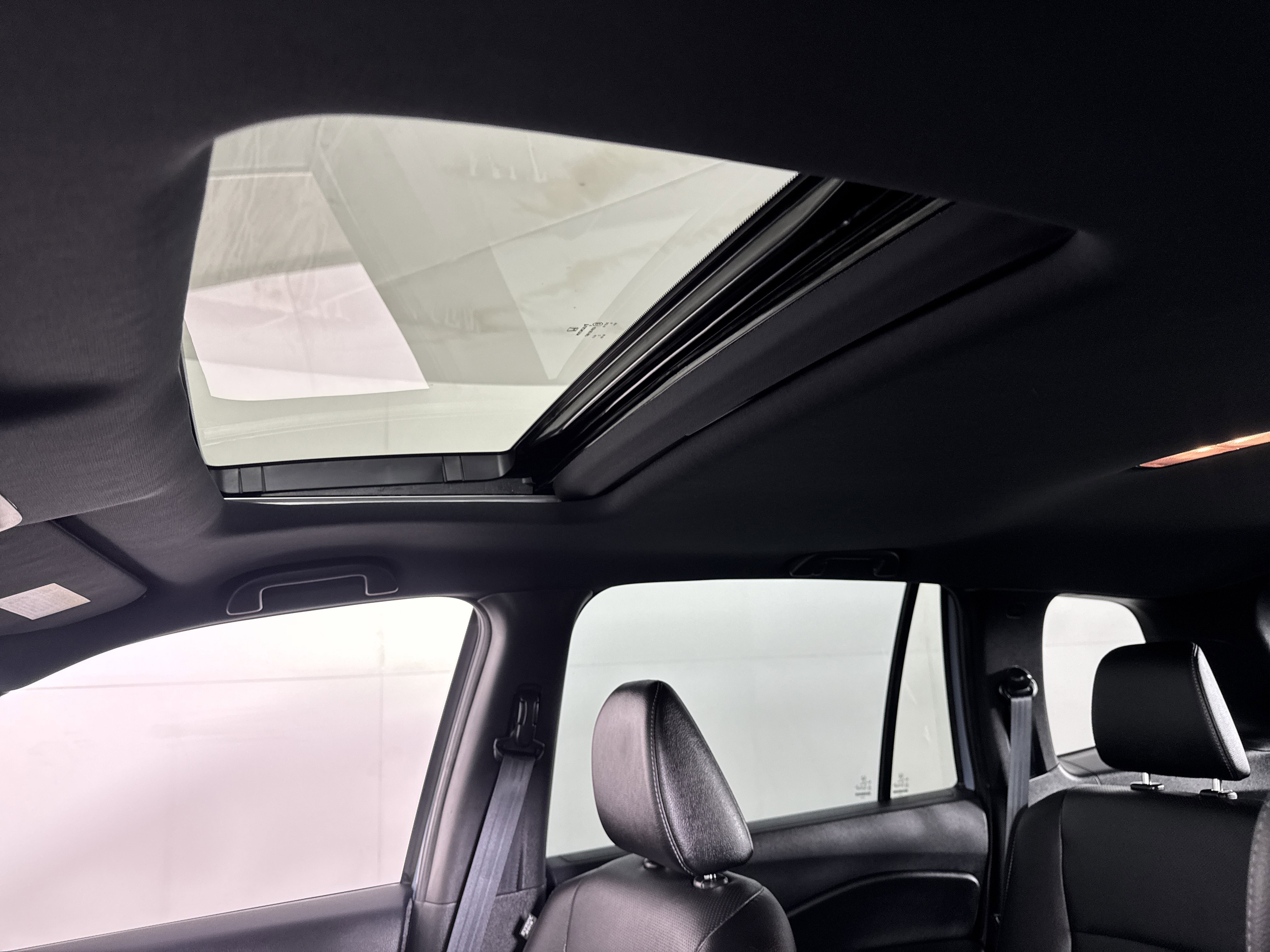 Certified 2023 Honda Passport EX-L image 17