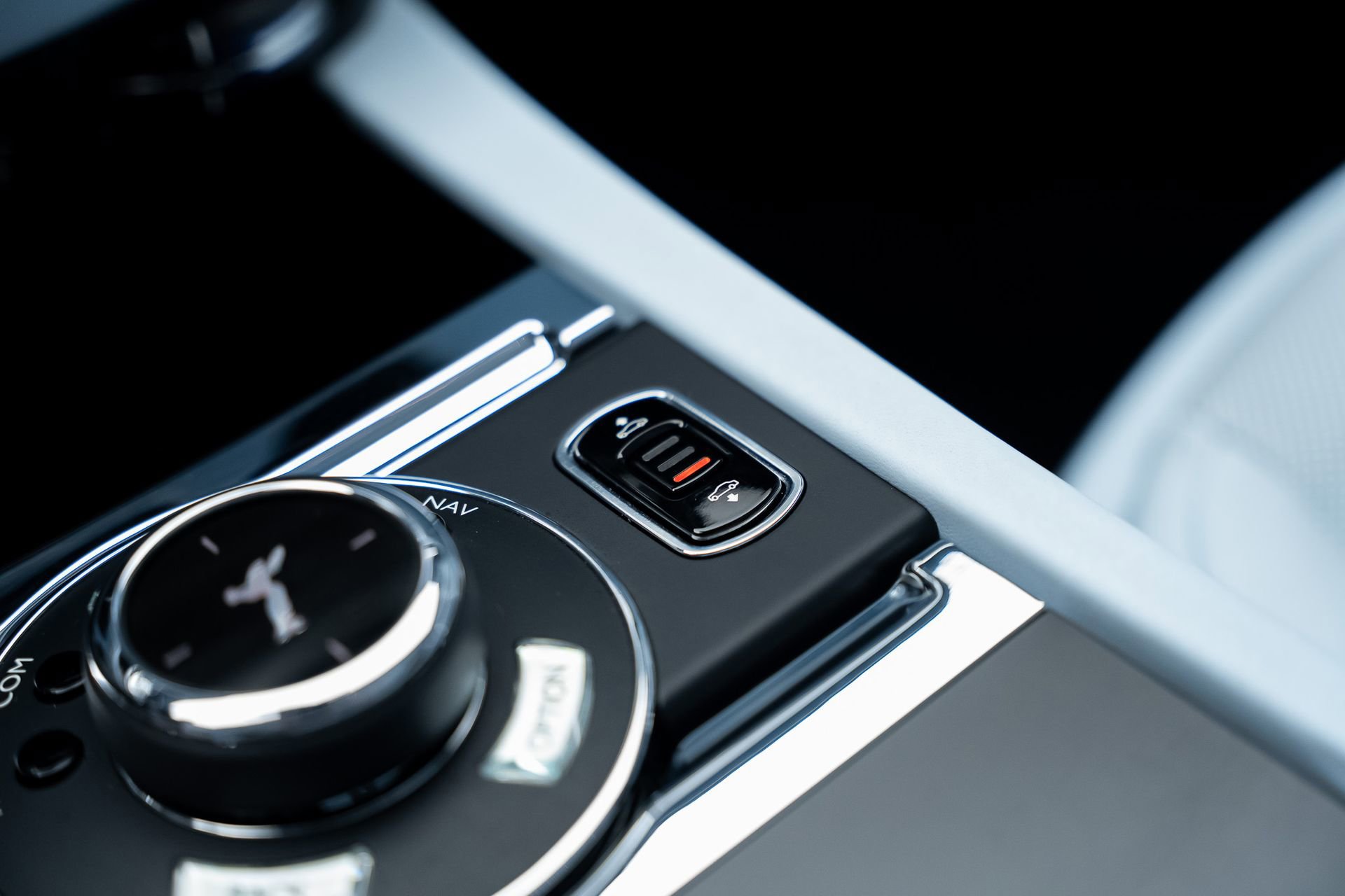 Used 2019 Rolls-Royce Wraith image 53