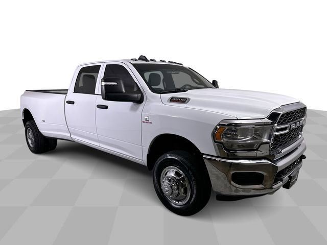 Used 2024 RAM 3500 Tradesman w/ Chrome Appearance Group image 2