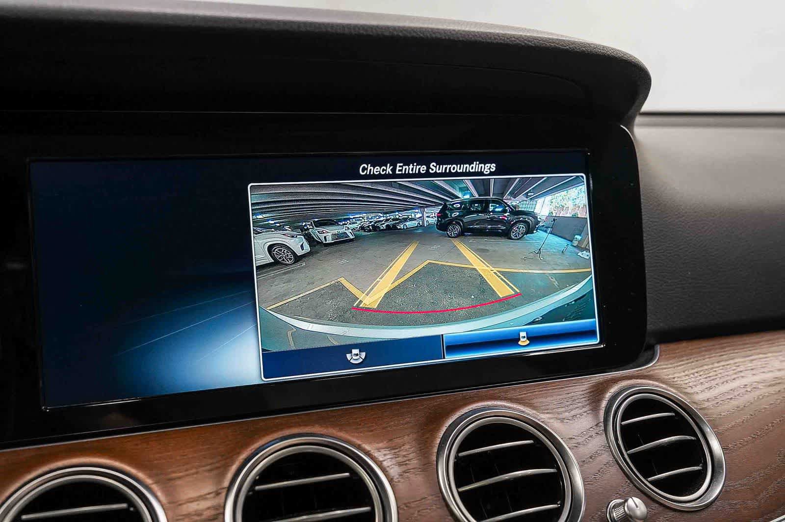 Used 2019 Mercedes-Benz E 300 image 25