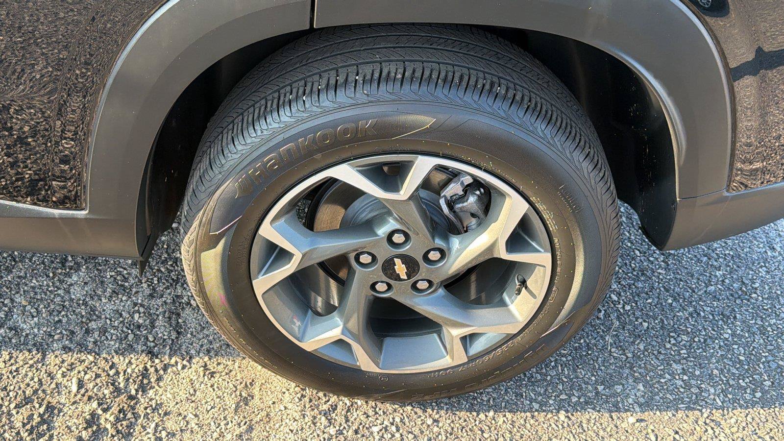 Used 2024 Chevrolet Trax LT w/ Driver Confidence Package FWD image 12