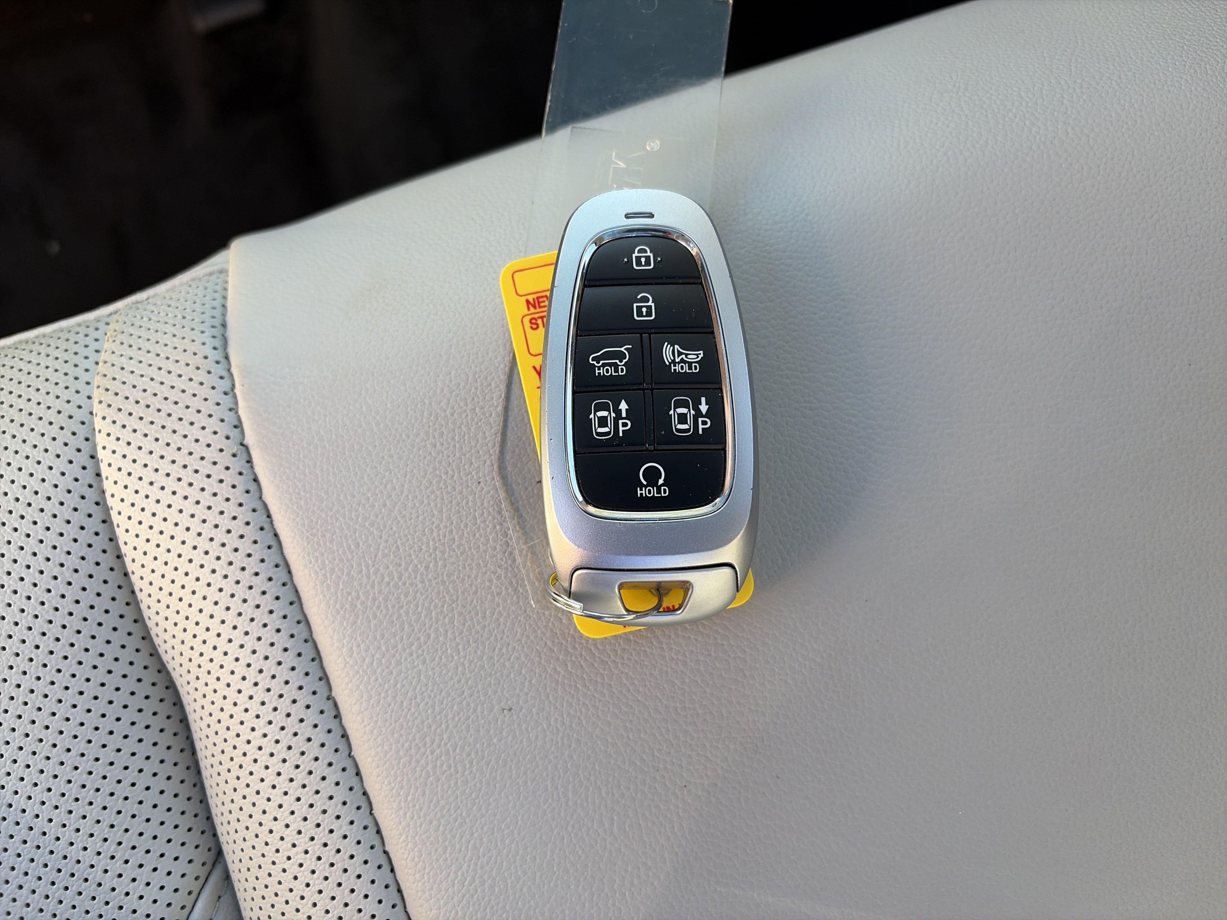 Certified 2024 Hyundai Tucson Limited AWD/4WD image 30